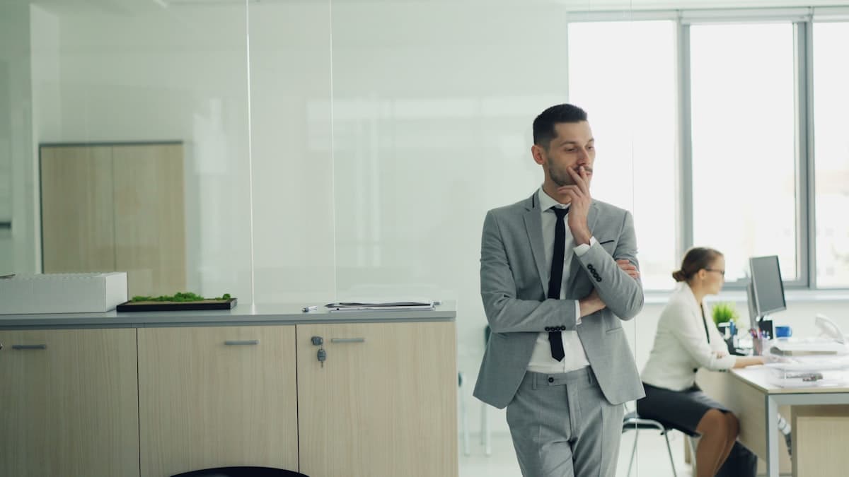 Atlanta life insurance professional working calmly at her desk after replacing cold calls with life insurance agent lead generation Atlanta automation that fills the pipeline